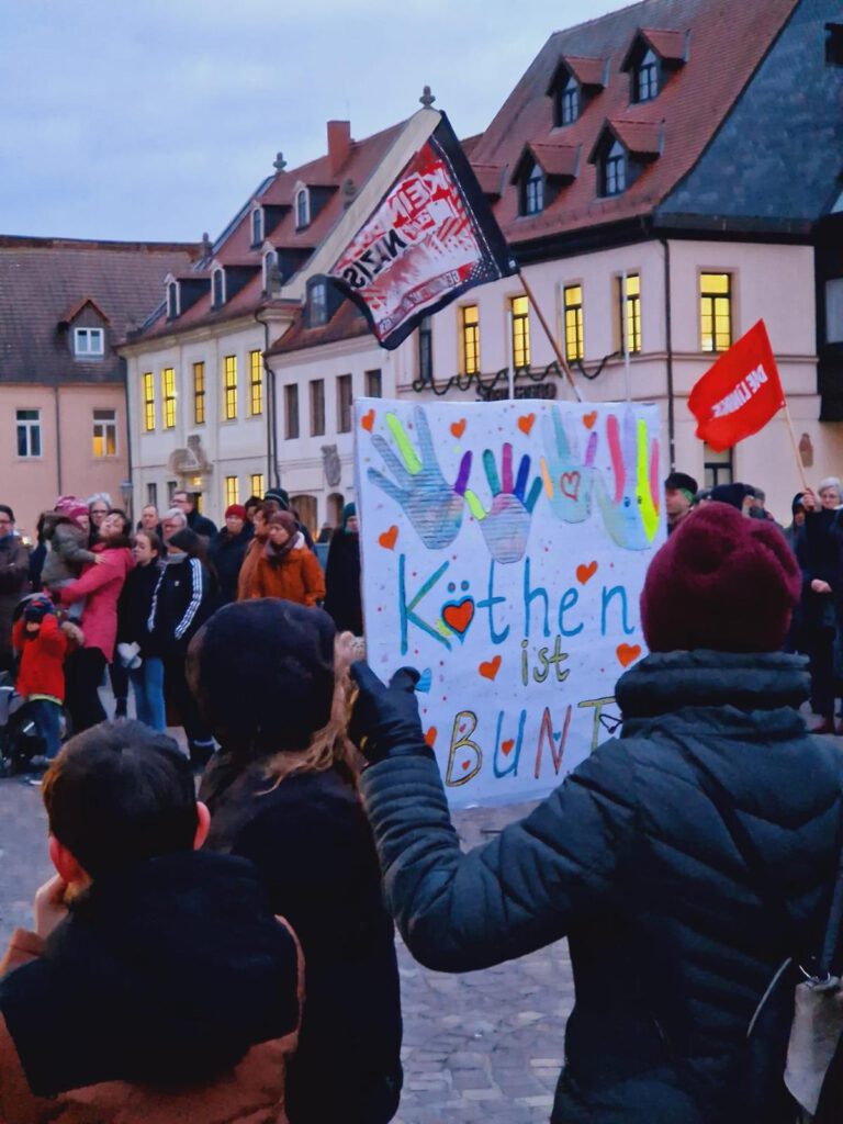 Kundgebung in Köthen setzt starkes Zeichen gegen Rechtsextremismus