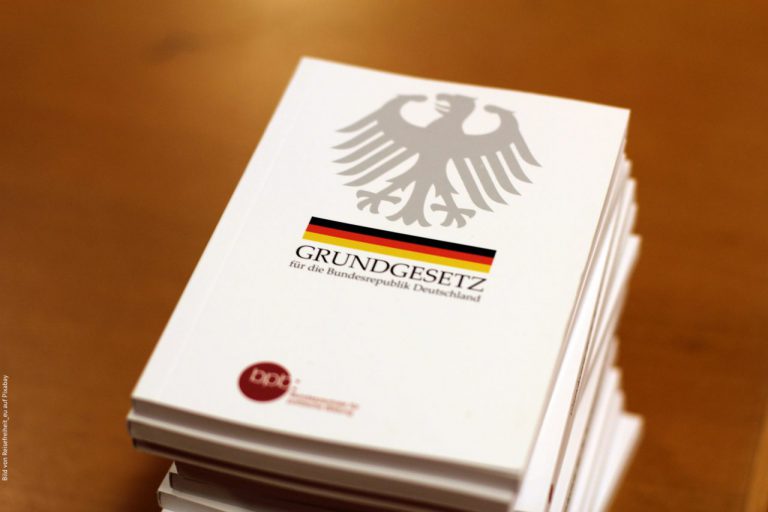 Vaterland, Mutterland – Dank an die Mütter des Grundgesetzes